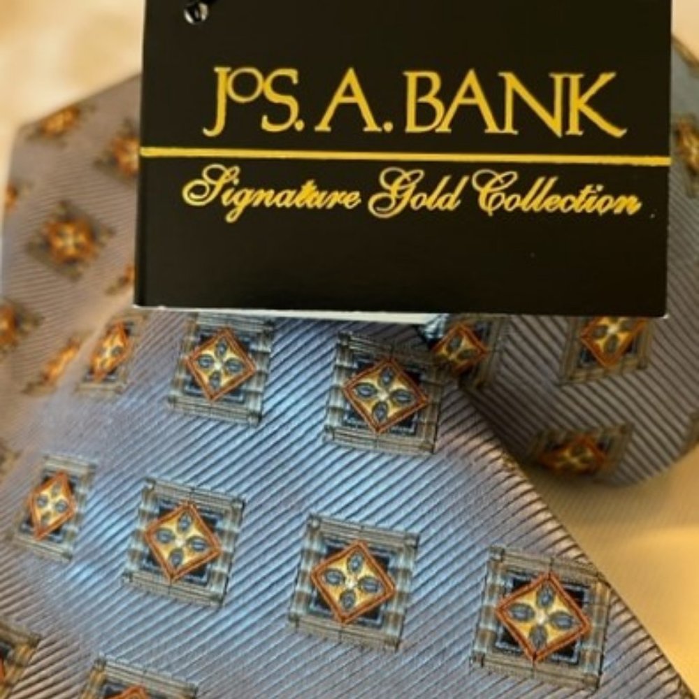 Jos A Bank Signature Gold Collection Handmade Tie NWT Blue